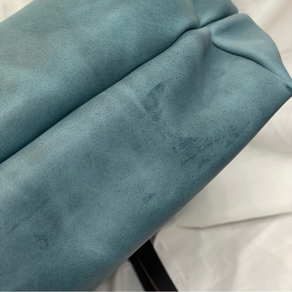 NWT Portland Leather Aqua Blue & Brown Medium Tote, Key Loop, Pockets, Open Top - Picture 14 of 16